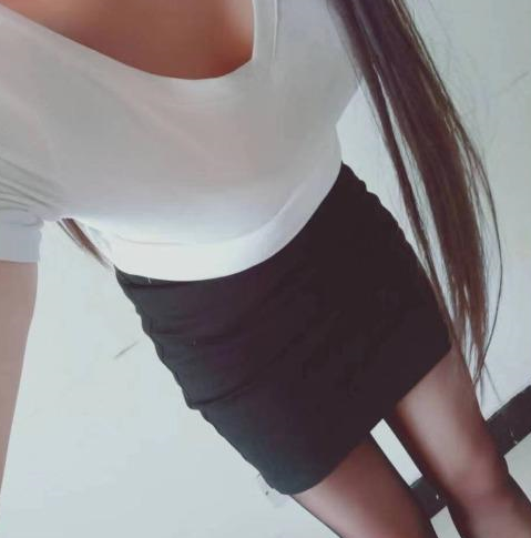 大学路附近巨乳美女